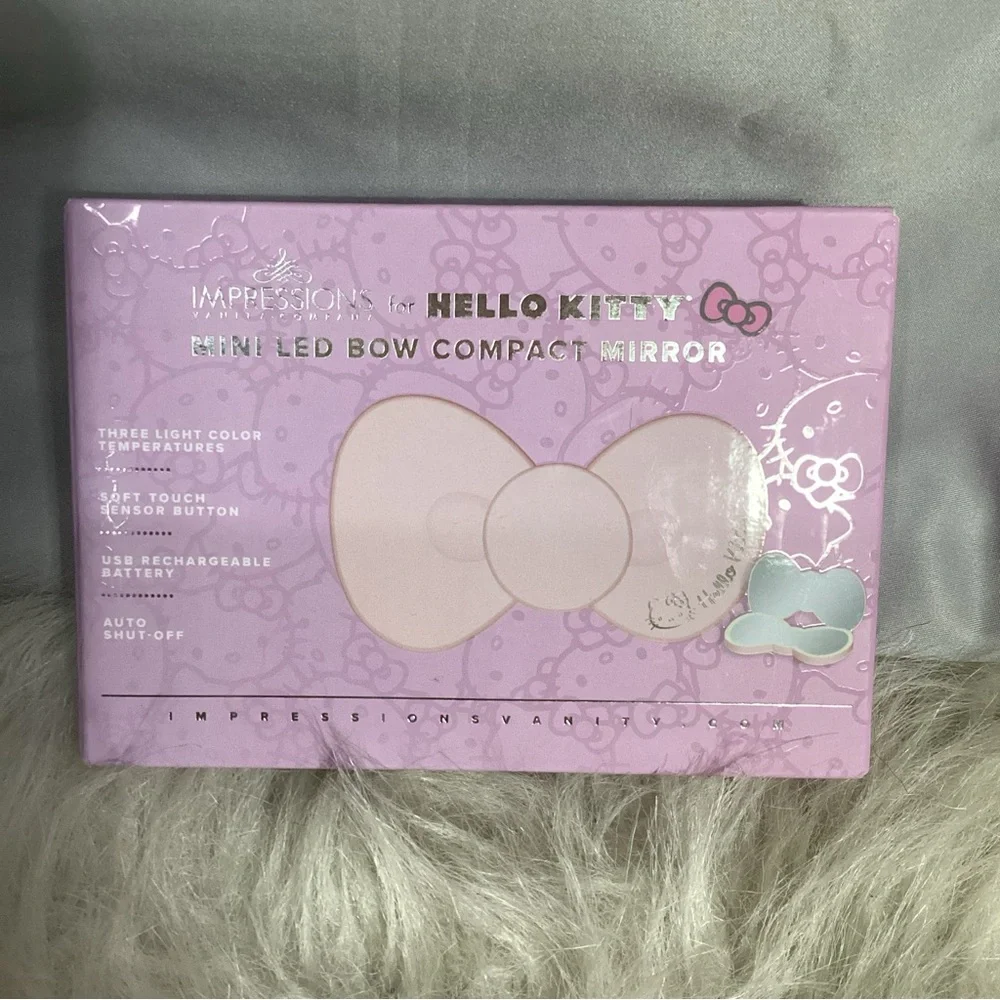 NIB Hello Kitty - Impressions Vanity Company Mini LED Compact Mirror